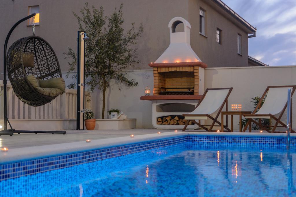 Apartments Villa Atlantis Трогір Екстер'єр фото