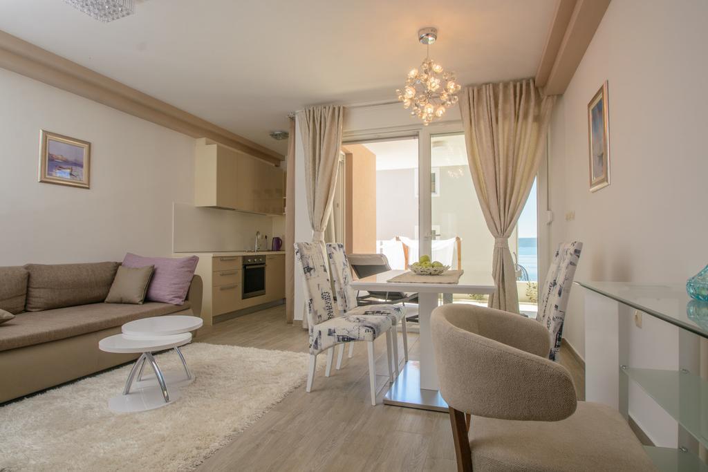 Apartments Villa Atlantis Трогір Екстер'єр фото