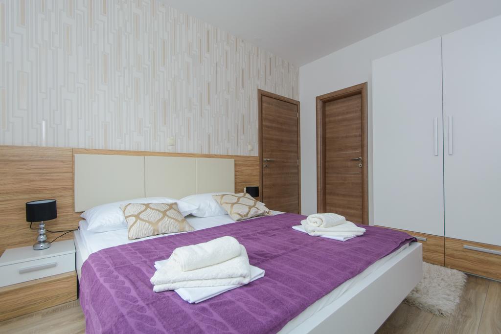 Apartments Villa Atlantis Трогір Екстер'єр фото